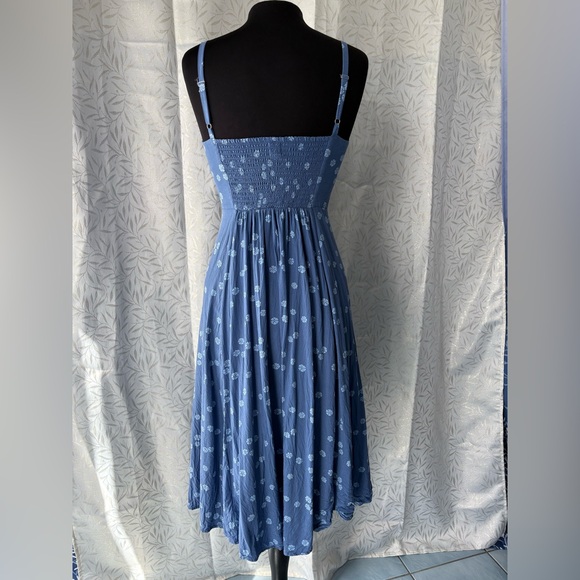 GAP Blue Floral Dress - Picture 3 of 9